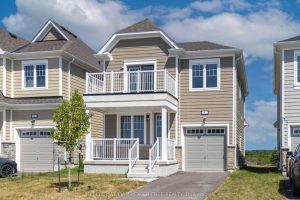3-bedroom detached home for sale in Wasaga Beach — 4 Shapira Avenue