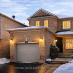 3-bedroom detached home for sale in Vaughan — 401 Cranston Park Avenue (Photo 1)