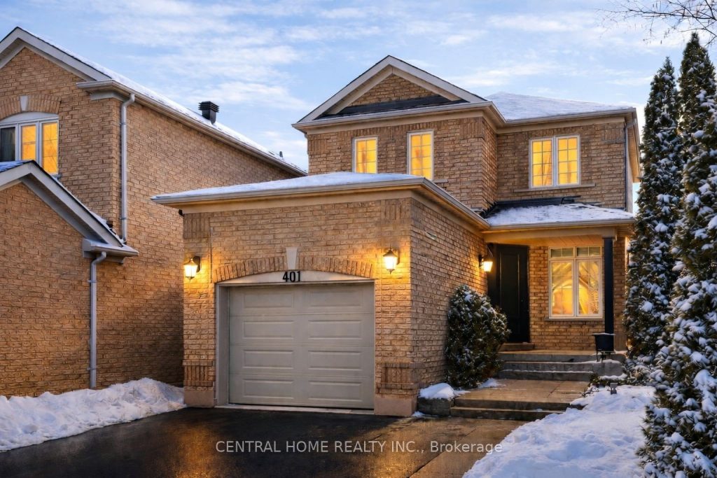 3-bedroom detached home for sale in Vaughan — 401 Cranston Park Avenue (Photo 1)