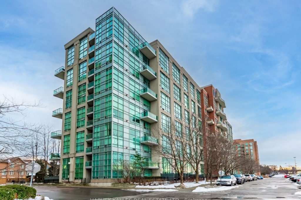 1-bedroom condo apartment for sale in Toronto — 406 - 200 Manitoba Street (Photo 1)