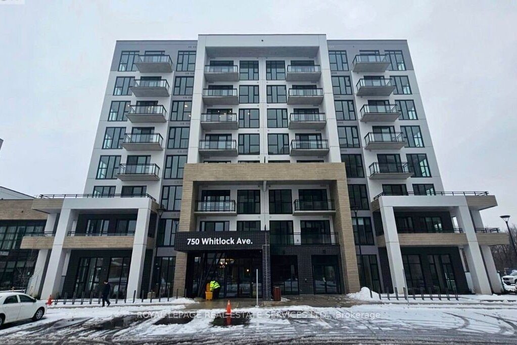 1-bedroom common element condo for rent in Milton — 406 - 750 Whitelock Avenue (Photo 1)