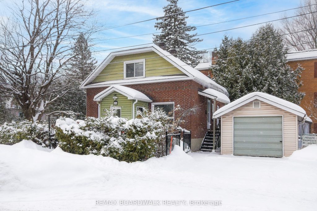 2-bedroom duplex home for sale in Ottawa — 406 Marguerite Avenue (Photo 1)