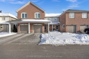 3-bedroom condo townhouse for rent in Mississauga — 40B - 5305 Glen Erin Drive