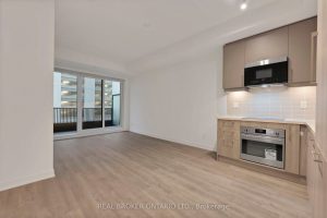 1-bedroom condo apartment for rent in Markham — 414C - 38 Simcoe Promenade