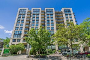 1-bedroom condo apartment for sale in Toronto — 417 - 10 Delisle Avenue