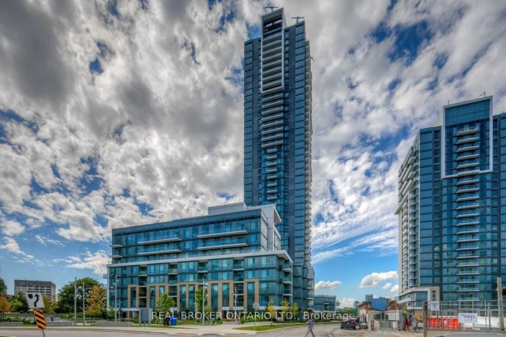 1-bedroom condo apartment for rent in Toronto — 421 - 55 Ann O'reilly Road (Photo 1)