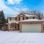 4-bedroom detached home for sale in Newmarket — 427 Mathews Court (Photo 1)