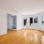 4-bedroom detached home for sale in Newmarket — 427 Mathews Court (Photo 2)