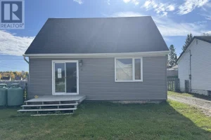 3-bedroom home for sale in Manitouwadge — 42 Ohsweken Road