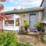 3-bedroom detached home for sale in Burlington — 4367 Kerry Drive (Photo 3)