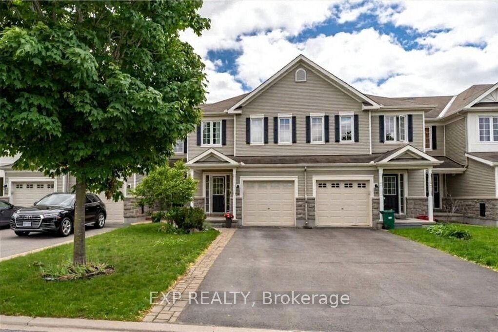 3-bedroom att/row/townhouse for rent in Ottawa — 438 Ashbourne Crescent (Photo 1)