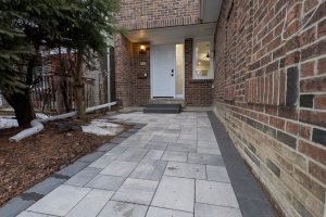 4-bedroom link home for sale in Markham — 44 Lilac Avenue