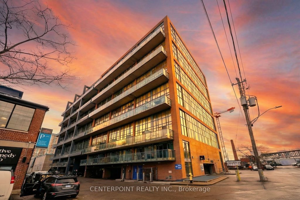 1-bedroom common element condo for sale in Toronto — 448 - 5 Hanna Avenue (Photo 1)