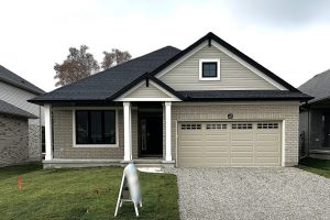 2-bedroom detached home for sale in Tillsonburg — 45 Lark Street