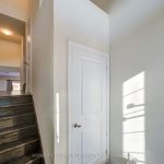 3-bedroom att/row/townhouse for sale in Whitby — 46 Elkington Crescent N (Photo 4)
