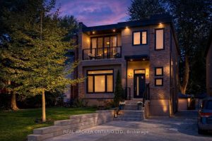 4-bedroom detached home for sale in Toronto — 47 Eastville Avenue