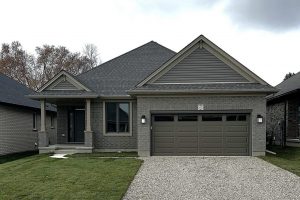 2-bedroom detached home for sale in Tillsonburg — 47 Lark Street