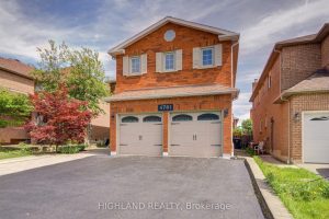 4-bedroom detached home for sale in Mississauga — 4781 Crystal Rose Drive