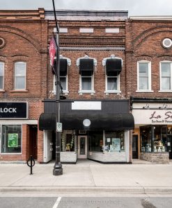 Studio store w apt/office home for sale in Greater Napanee — 48 Dundas Street E
