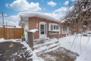 3-bedroom semi-detached home for sale in St. Catharines — 49 Autumn Place