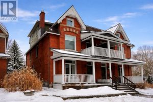 2-bedroom home for rent in Ottawa — 49 Patterson Avenue