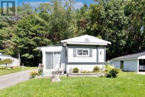 3-bedroom modular home for sale in Midland — 49 - 525 Midland Point Road