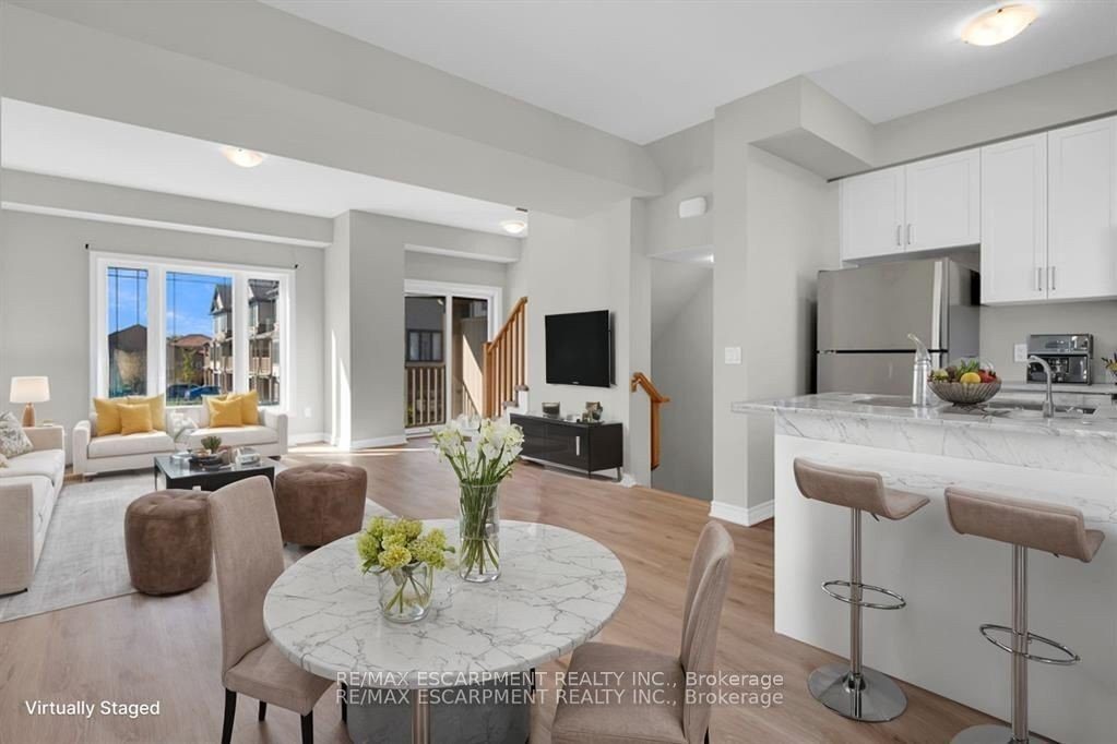 2-bedroom att/row/townhouse for sale in Hamilton — 5 - 19 Picardy Drive (Photo 1)