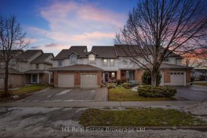 3-bedroom att/row/townhouse for sale in Guelph — 5 Kearney Street