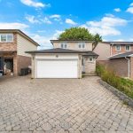 3-bedroom detached home for sale in Toronto — 5 Magdalena Court (Photo 2)