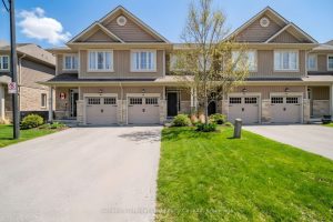 3-bedroom condo townhouse for sale in Brant — 50 - 80 Willow Street