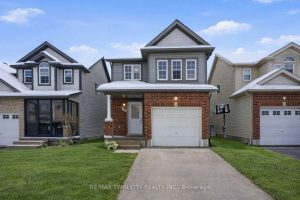 3-bedroom detached home for sale in Kitchener — 50 Dahlia Street