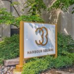 2-bedroom condo apartment for sale in Toronto — 501 - 33 Harbour Square (Photo 3)