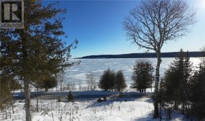 Studio home for sale in Gore Bay — 503 Lighthouse Road