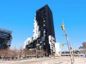 1-bedroom condo apartment for rent in Toronto — 507 - 170 Bayview Avenue