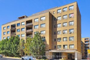1-bedroom co-ownership apartment for sale in Toronto — 508 - 660 Eglinton Avenue W
