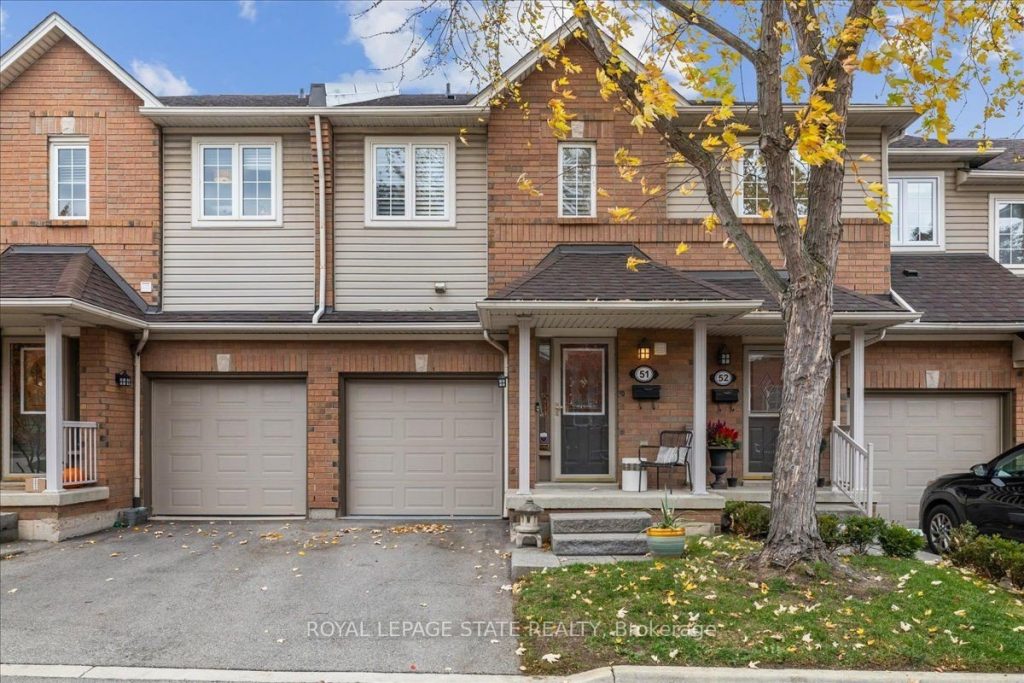 2-bedroom condo townhouse for sale in Hamilton — 51 - 100 Beddoe Drive (Photo 1)