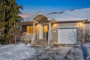 2-bedroom att/row/townhouse for sale in Kingston — 51 Ellesmeer Avenue