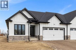 5-bedroom home for sale in Lakeshore — 516 Orsini