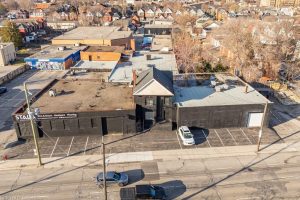 Studio home for sale in Hamilton — 525 Wilson Street