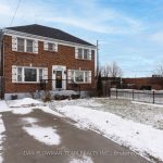 4-bedroom detached home for sale in Oshawa — 536 King Street E (Photo 3)