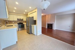 3-bedroom att/row/townhouse for rent in Aurora — 54 Mcnally Way