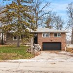 3-bedroom detached home for sale in Toronto — 541 Rouge Hills Drive (Photo 4)