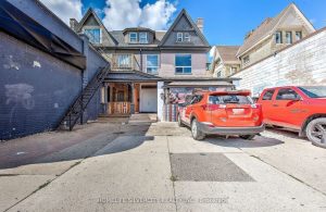 Studio store w apt/office home for sale in London East — 544 Dundas Street E