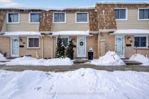 3-bedroom condo townhouse for sale in London South — 55 - 775 Osgoode Drive