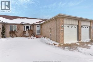 3-bedroom home for sale in Windsor — 550 Rodfam Drive