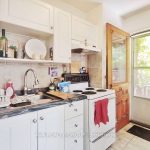 7-bedroom fourplex home for sale in Ottawa — 554 Highcroft Avenue (Photo 3)