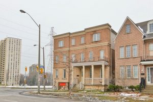 4-bedroom semi-detached home for sale in Toronto — 554 Sentinel Road