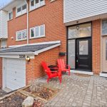 4-bedroom att/row/townhouse for sale in Burlington — 5556 Schueller Crescent (Photo 1)