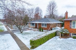 3-bedroom detached home for sale in St. Catharines — 557 Lake Street