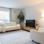 3-bedroom att/row/townhouse for sale in Richmond Hill — 56 Royal Chapin Crescent (Photo 4)